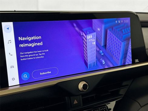 Certified 2023 Toyota Crown Limited image 7