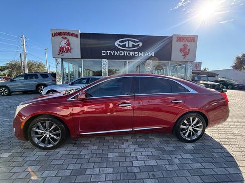 Used 2013 Cadillac XTS Luxury image 3