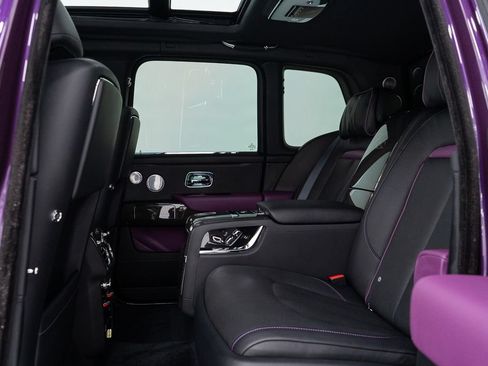 Certified 2022 Rolls-Royce Cullinan Black Badge w/ Dark Exterior Package AWD/4WD image 26