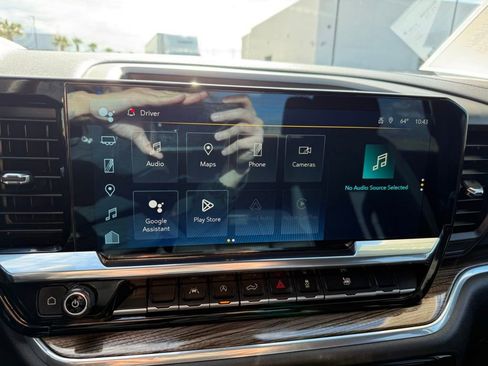 Certified 2025 Chevrolet Silverado 1500 LT image 26