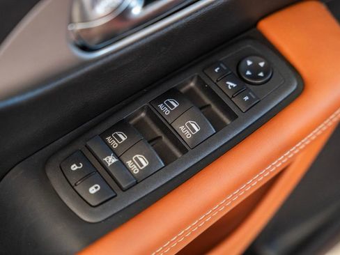 New 2026 Chrysler Pacifica Pinnacle FWD image 41