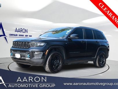 Used 2022 Jeep Grand Cherokee Trailhawk w/ Advanced Protech Group II