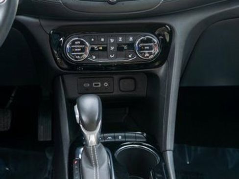 Used 2023 Buick Encore GX Essence w/ Experience Buick Package AWD/4WD image 17