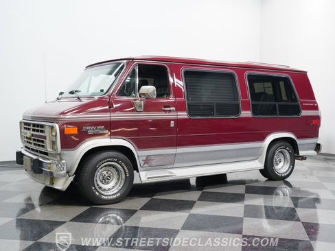 Used 1990 Chevrolet G20 image 6