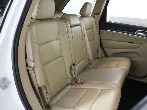 Used 2019 Jeep Grand Cherokee Limited AWD/4WD image 34