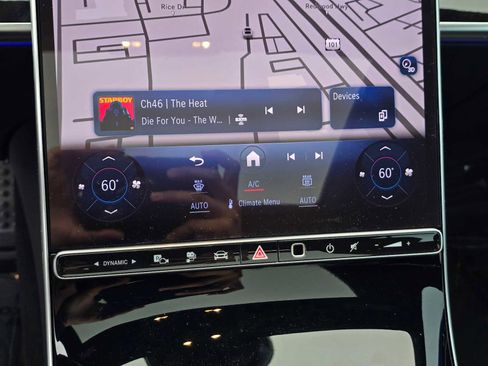 Used 2024 Mercedes-Benz S 580e 4MATIC Sedan image 30