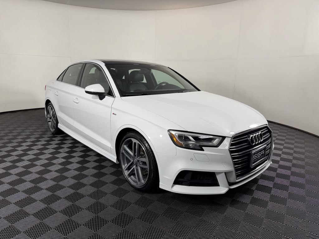 Used 2019 Audi A3 2.0T Premium Plus w/ Premium Plus Package FWD image 4