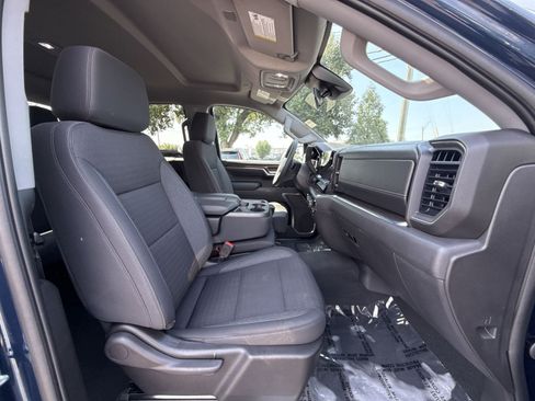 Used 2023 Chevrolet Silverado 1500 LT AWD/4WD image 24