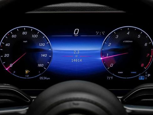 Used 2024 Mercedes-Benz GLS 580 4MATIC image 19