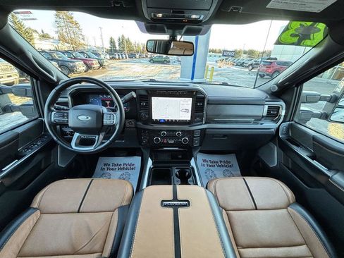 Used 2023 Ford F350 Platinum w/ FX4 Off-Road Package image 24