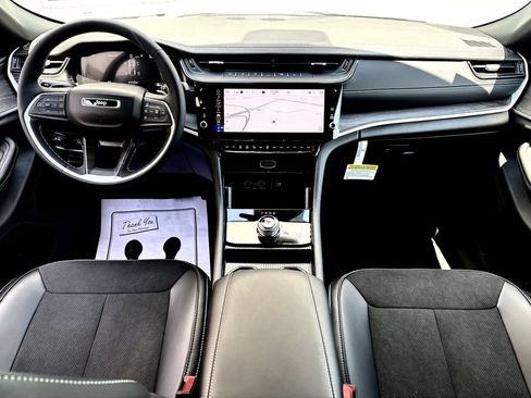 New 2026 Jeep Grand Cherokee Altitude RWD image 8