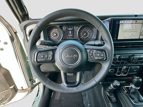 Used 2024 Jeep Wrangler Unlimited Sport AWD/4WD image 12