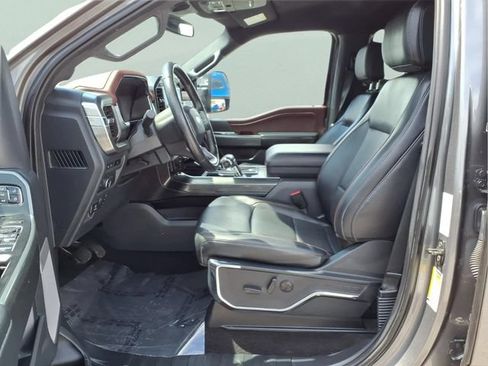 Used 2022 Ford F150 Lariat AWD/4WD image 17