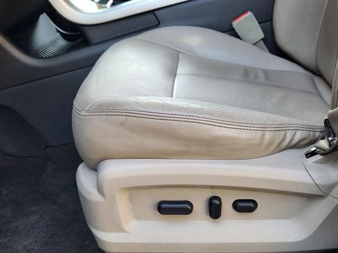 Used 2012 Ford Edge Limited image 24