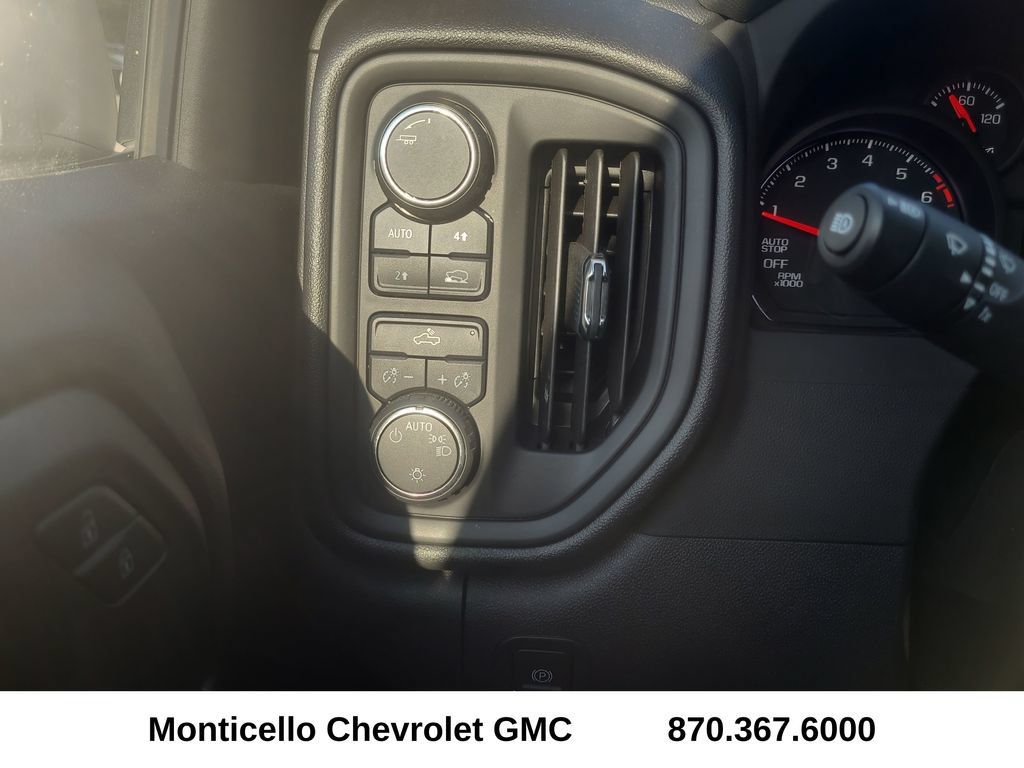 Used 2024 Chevrolet Silverado 1500 Custom AWD/4WD image 18