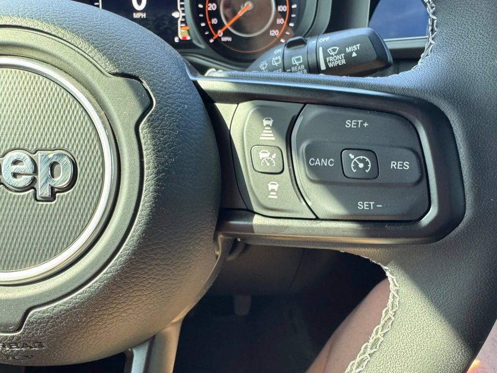 Certified 2025 Jeep Wrangler Unlimited Sport AWD/4WD image 17