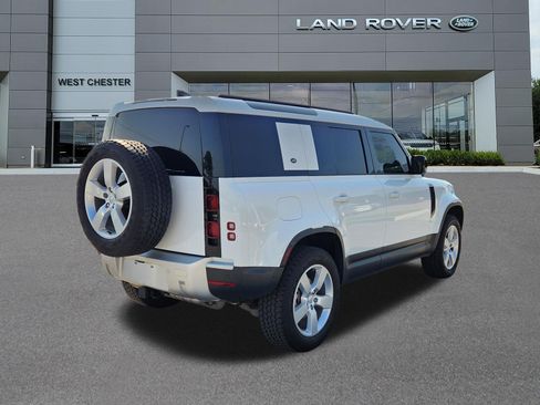 Used 2024 Land Rover Defender 110 S AWD/4WD image 4