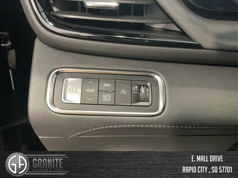 New 2026 Buick Enclave Sport Touring w/ Super Cruise Package AWD/4WD image 19