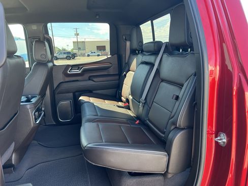 Used 2024 GMC Sierra 1500 Denali AWD/4WD image 26