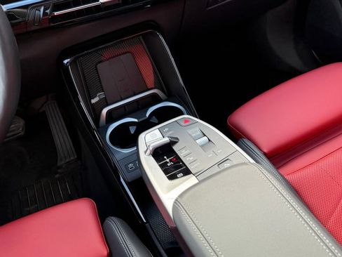 Used 2025 BMW X1 xDrive28i w/ Convenience Package image 18