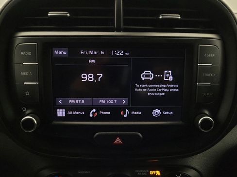 Used 2023 Kia Soul LX image 25