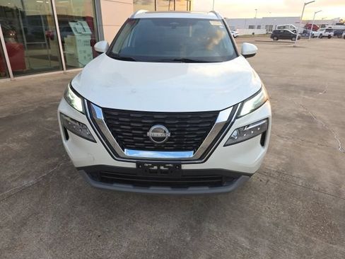 Used 2023 Nissan Rogue SV w/ SV Premium B Package AWD/4WD image 4