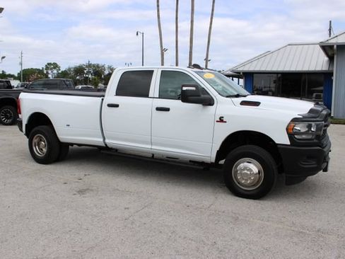 Used 2024 RAM 3500 Tradesman AWD/4WD image 14