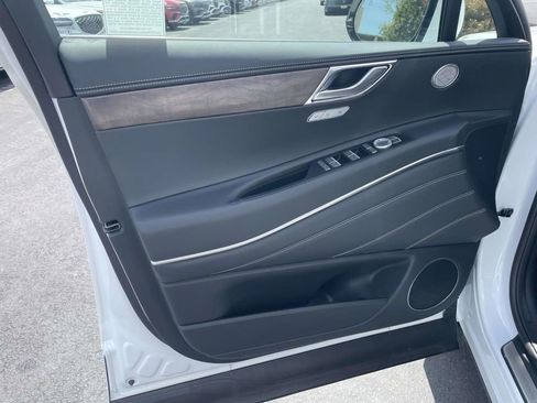 New 2026 Genesis GV80 2.5T Select image 17