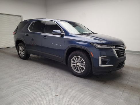 Used 2022 Chevrolet Traverse LT image 11