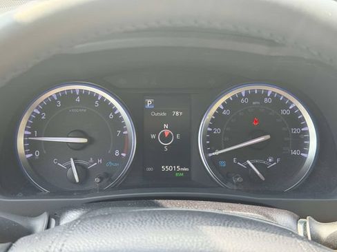 Used 2019 Toyota Highlander XLE AWD/4WD image 31