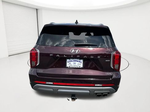 Used 2024 Hyundai Palisade Limited AWD/4WD image 6