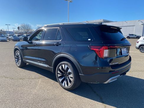 Used 2025 Ford Explorer Platinum w/ LUX Leather Package image 6