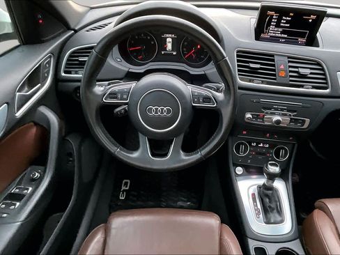 Used 2018 Audi Q3 2.0T Premium Plus w/ Premium Plus Package AWD/4WD image 6