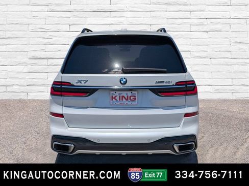 Used 2023 BMW X7 xDrive40i w/ M Sport Package AWD/4WD image 6
