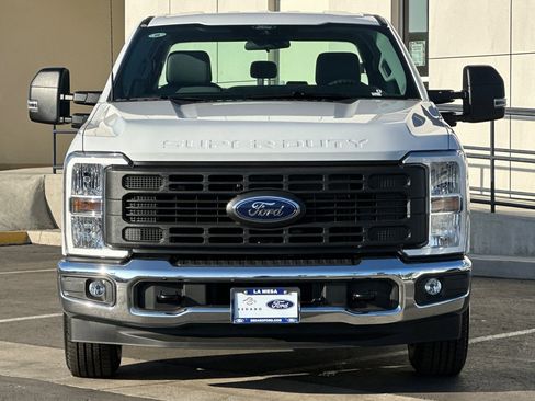 New 2026 Ford F250 XL w/ XL Chrome Package image 8