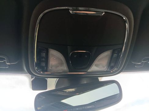 Used 2021 Jeep Cherokee High Altitude AWD/4WD image 27