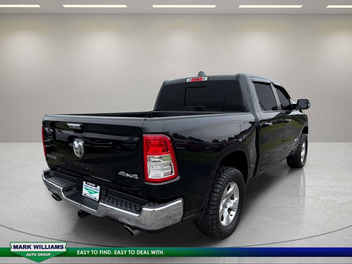 Used 2019 RAM 1500 Big Horn AWD/4WD image 3
