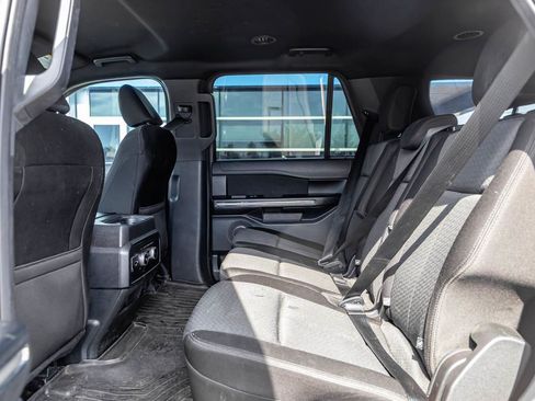 Used 2021 Ford Expedition XLT AWD/4WD image 18