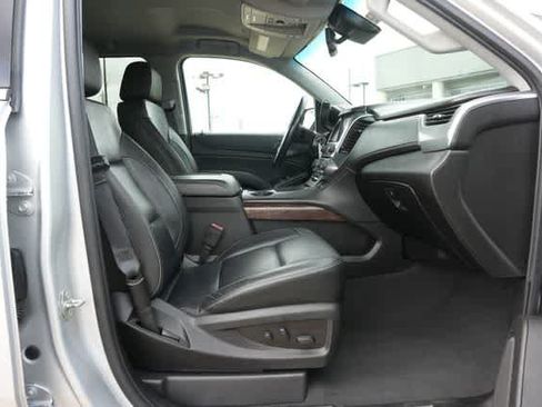 Used 2019 Chevrolet Tahoe LT AWD/4WD image 22