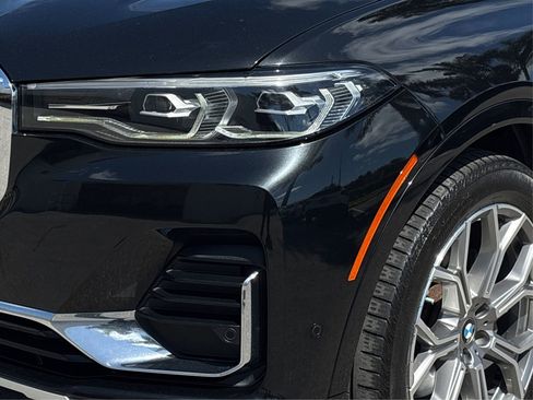Used 2021 BMW X7 xDrive40i image 14