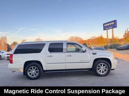 Used 2014 Cadillac Escalade ESV Luxury image 6