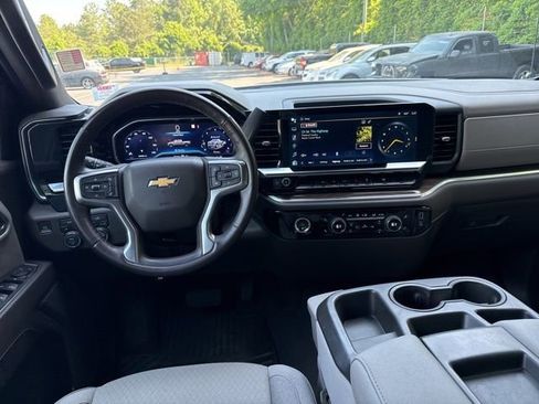 Used 2023 Chevrolet Silverado 1500 LT image 23