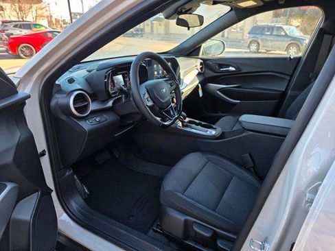 New 2026 Chevrolet Trax RS w/ Driver Confidence Package FWD image 10