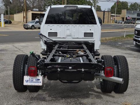 New 2026 Ford F550 4x4 Crew Cab Super Duty w/ XL Chrome Package image 4