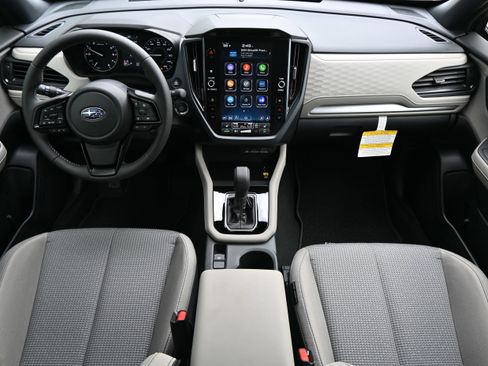 Certified 2025 Subaru Forester Premium w/ Convenience Package #2 image 31