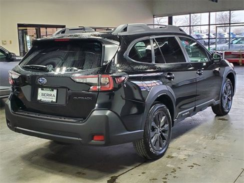 Certified 2025 Subaru Outback Onyx Edition image 4