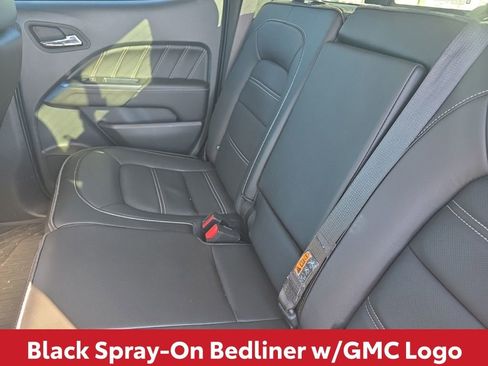 Used 2022 GMC Canyon Denali image 17