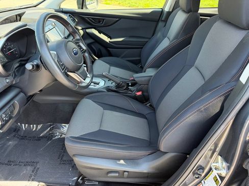 Used 2020 Subaru Crosstrek 2.0i Premium w/ Moonroof Package 2 AWD/4WD image 3