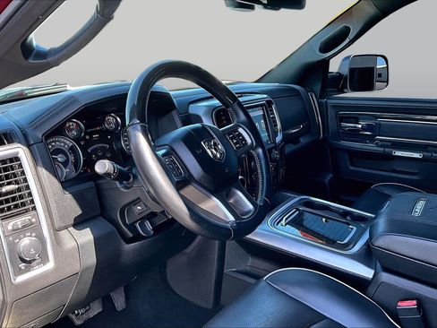 Used 2018 RAM 1500 Limited RWD image 12