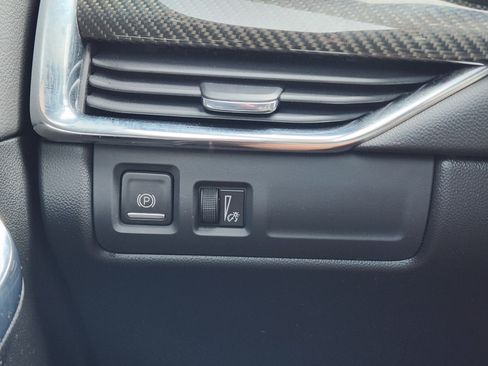 Used 2023 Cadillac XT4 Sport w/ LPO, Onyx Lite Package FWD image 28